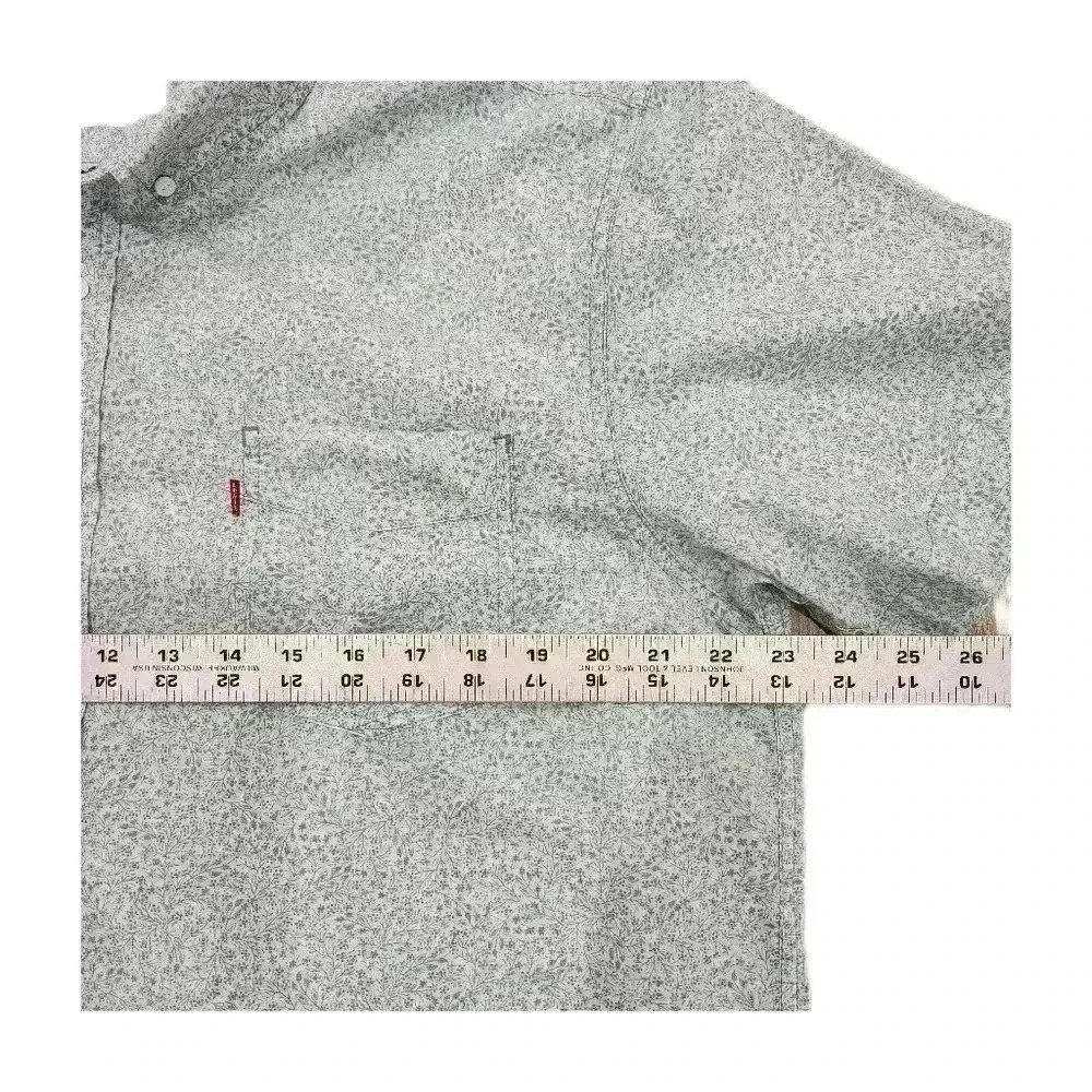 Levi's Floral Button down Shirt, Men's XL(listing as) - Picture 3 of 5